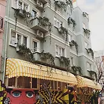 Hotel Popstel Istanboel